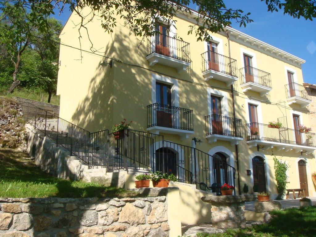 Residence Villa Valsi サント・ステーファノ・ディ・セッサーニオ エクステリア 写真