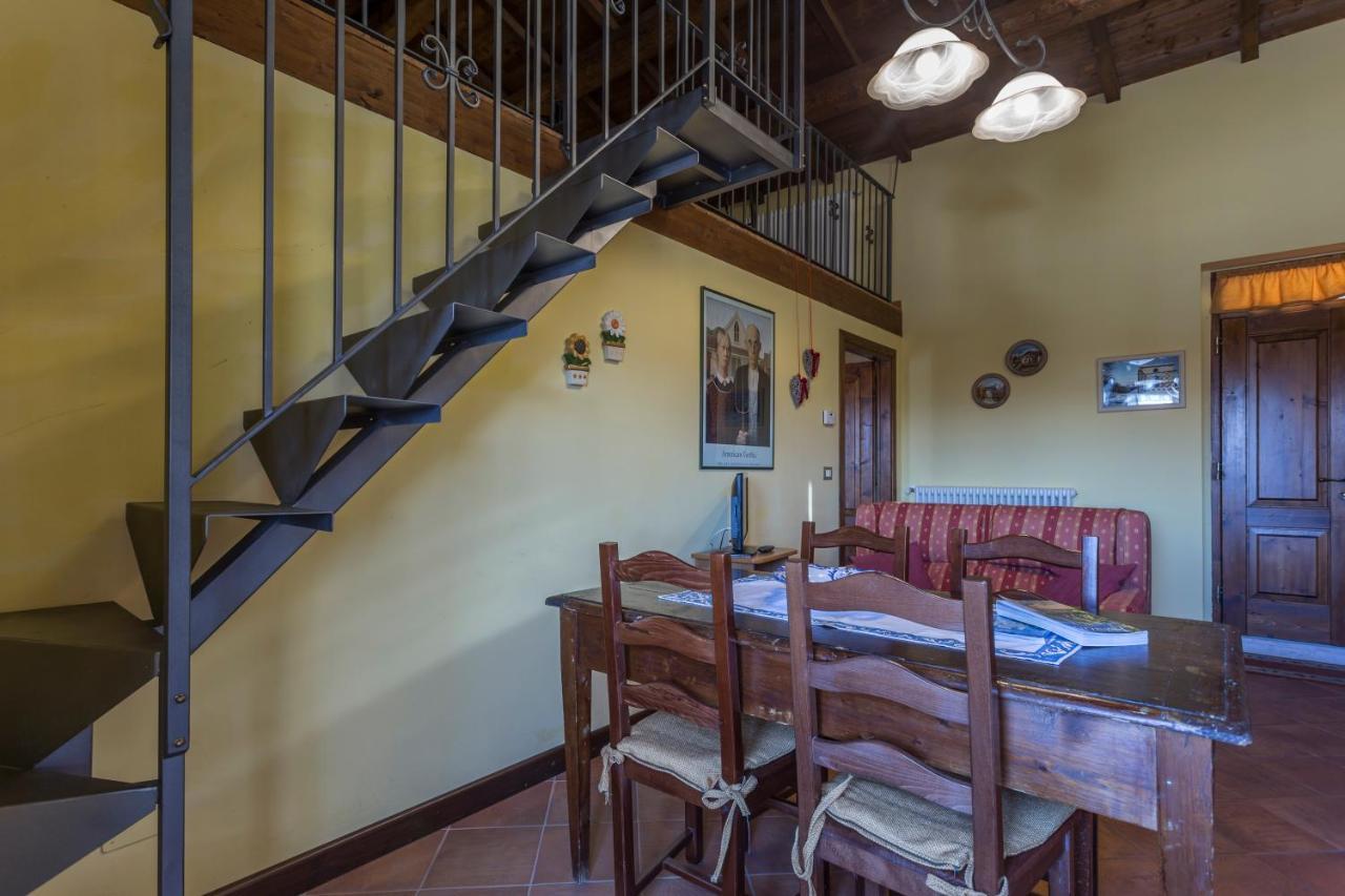 Residence Villa Valsi サント・ステーファノ・ディ・セッサーニオ エクステリア 写真