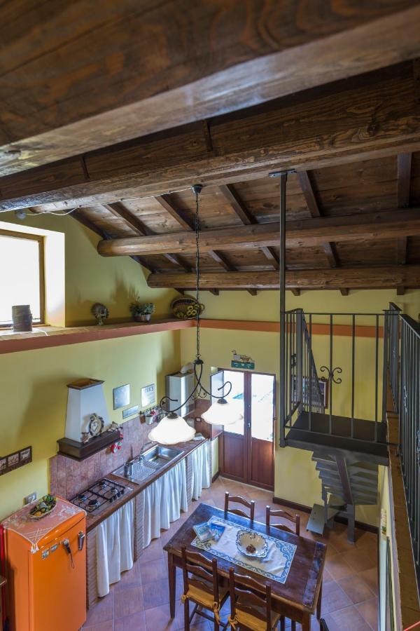 Residence Villa Valsi サント・ステーファノ・ディ・セッサーニオ エクステリア 写真